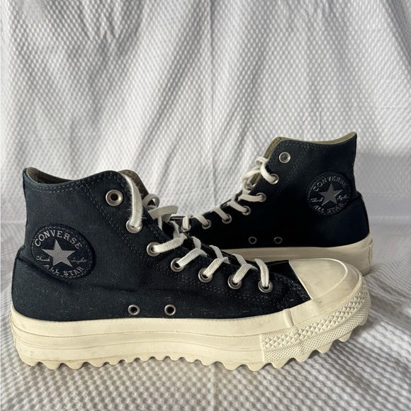Converse All Star Chuck Taylor Lift Ripple Black and Cream High-Top Sneakers 10 - Picture 4 of 10
